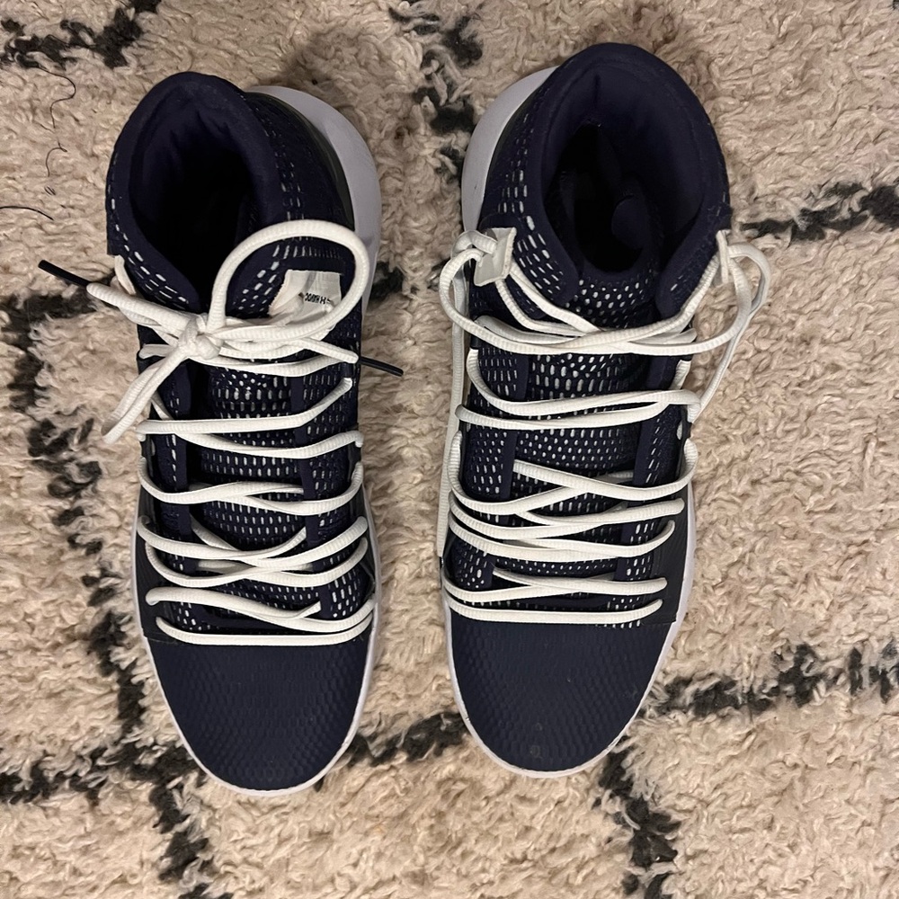 Under Armour Men's Navy and White Athletic Sneakers